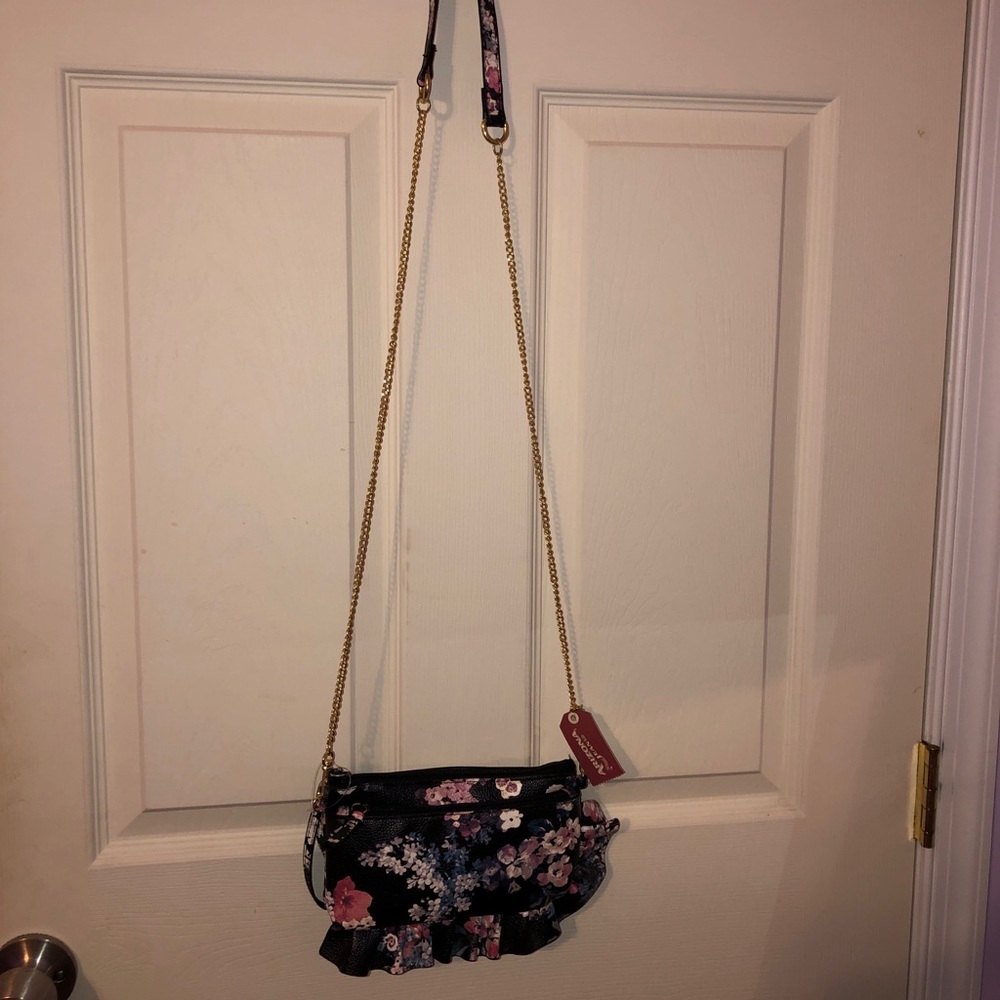 Crossbody purse